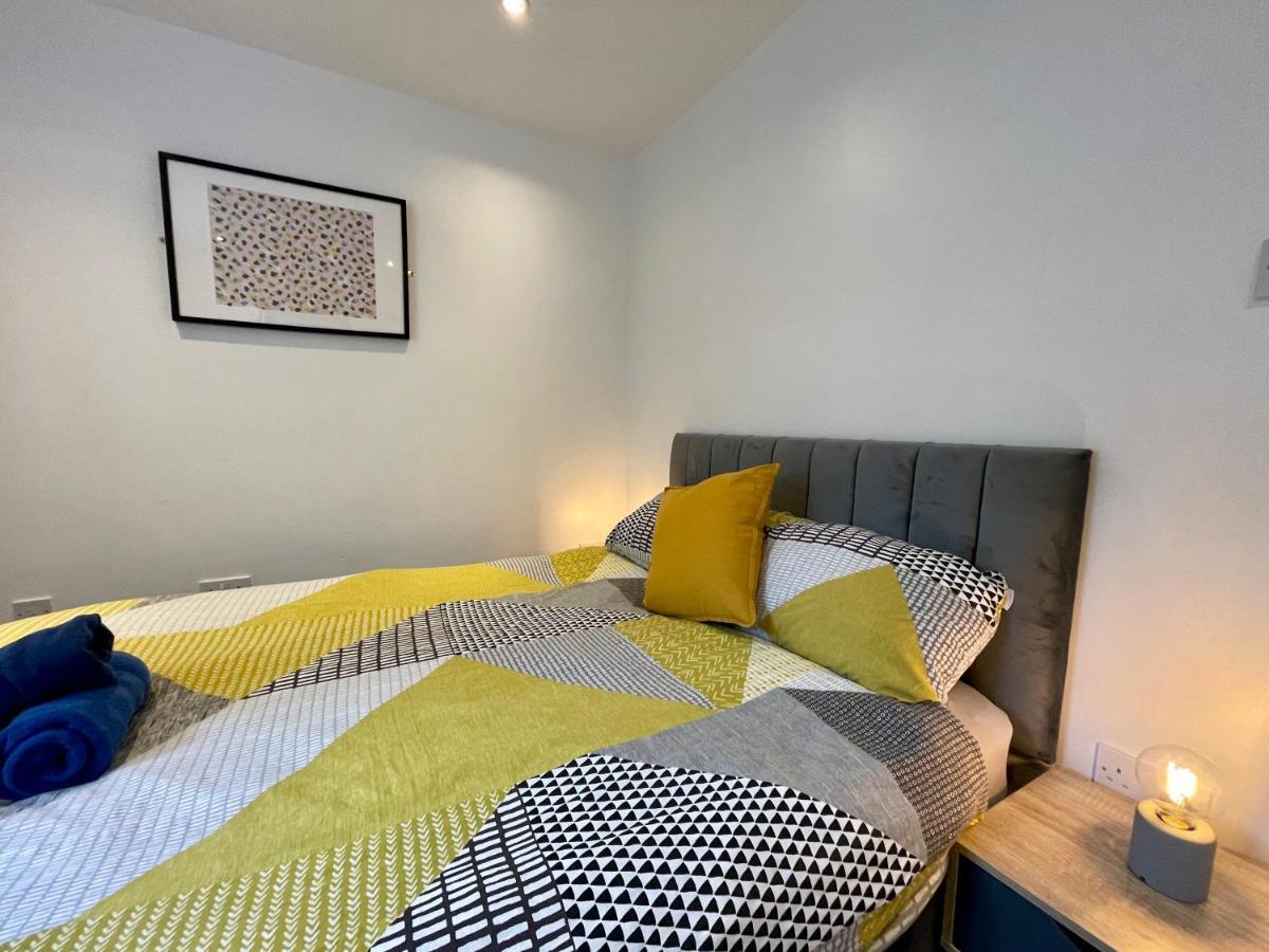 6 Person Apartment In City Centre Cardiff Exterior photo