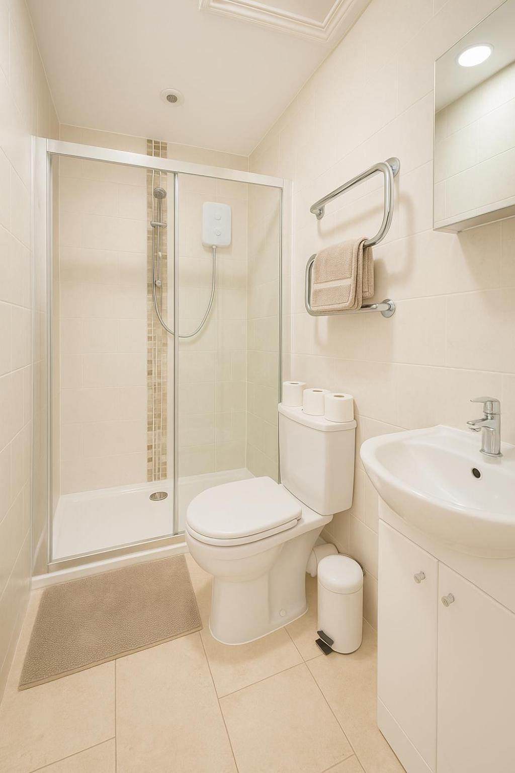 6 Person Apartment In City Centre Cardiff Exterior photo
